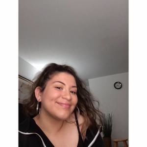 Meet your Posher, Adriana